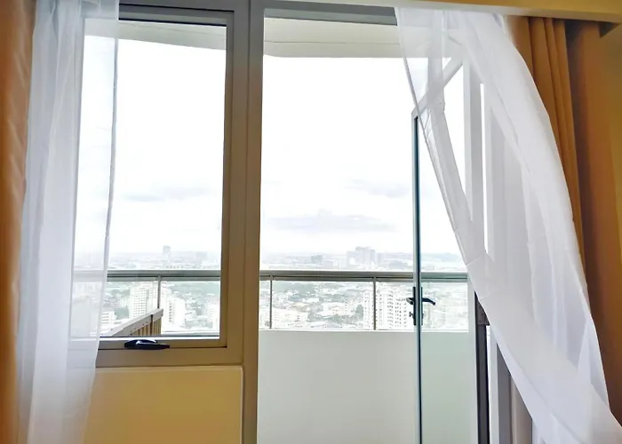 34b Taft East Gate 2 Bedroom Unit Pool, Gym, Balcony