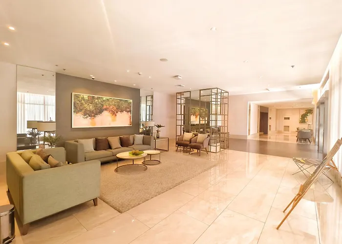 34b Taft East Gate 2 Bedroom Unit Pool, Gym, Balcony * Cebu