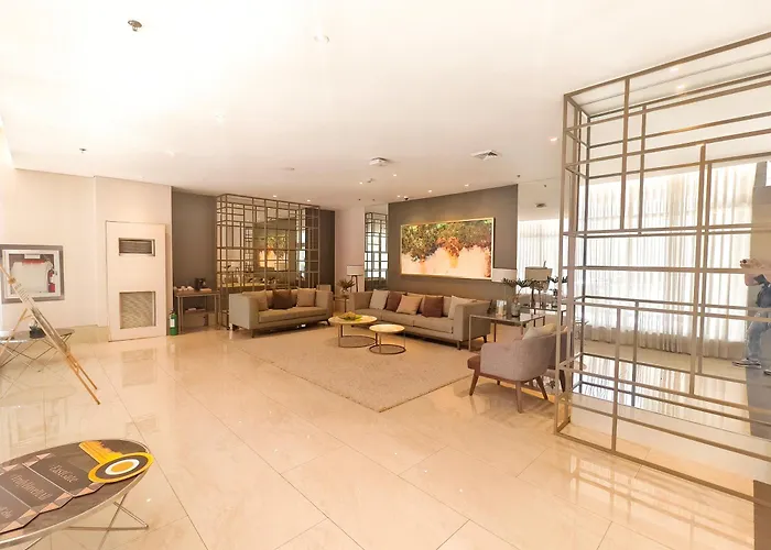 34b Taft East Gate 2 Bedroom Unit Pool, Gym, Balcony Apartment