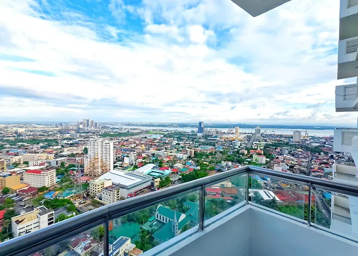 34b Taft East Gate 2 Bedroom Unit Pool, Gym, Balcony *