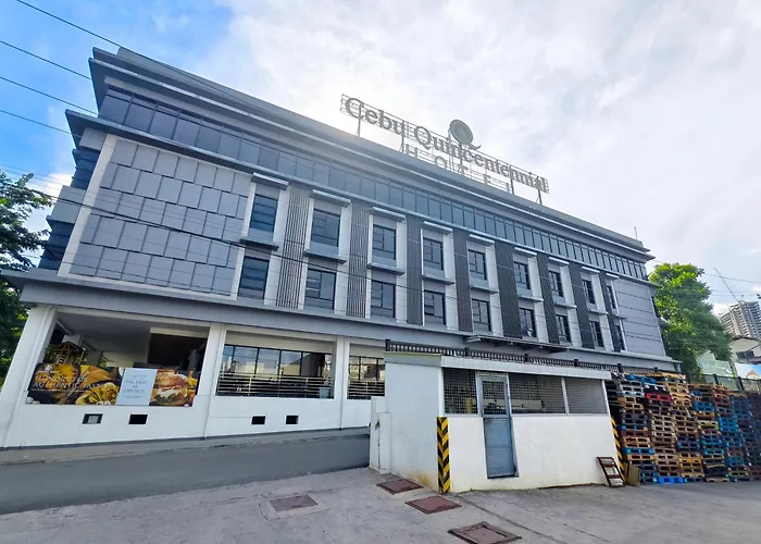 34b Taft East Gate 2 Bedroom Unit Pool, Gym, Balcony Apartment Cebu